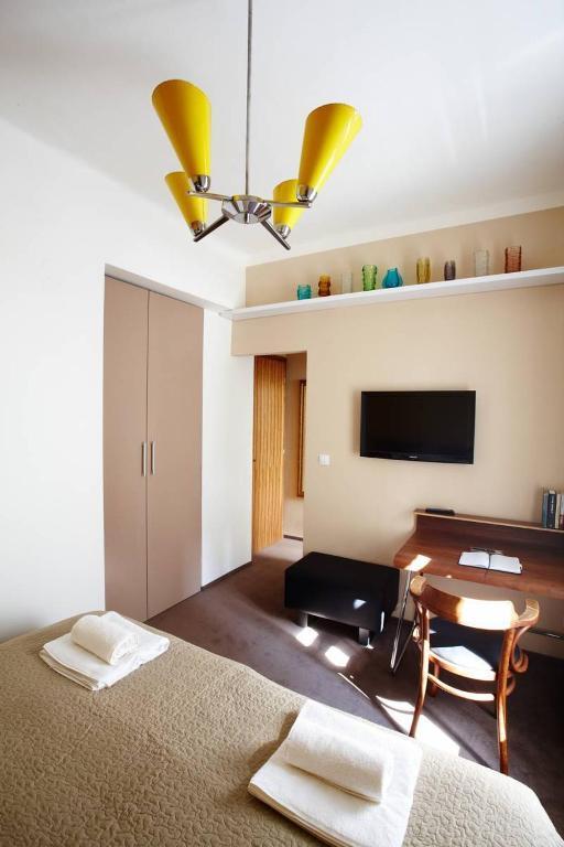 Bed & Breakfast & Klafe Brno